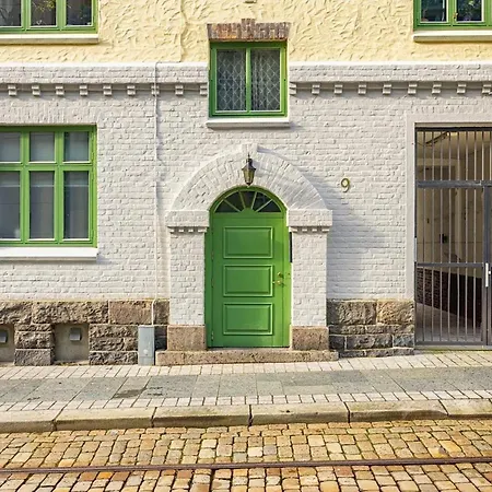 Sentral Og Sjarmerende Appartement *